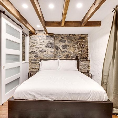 Apartement Saint Andre Montreal Luaran gambar