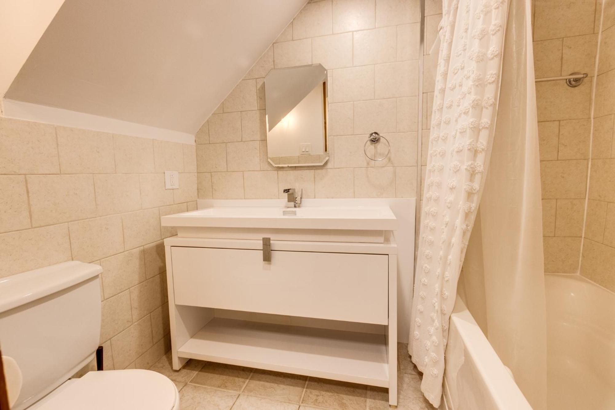 Apartement Saint Andre Montreal Luaran gambar