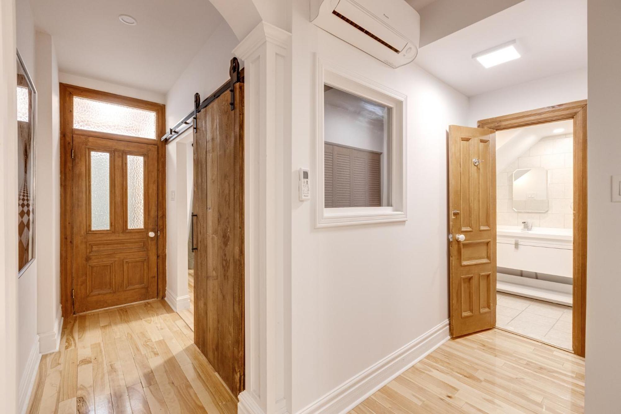 Apartement Saint Andre Montreal Luaran gambar
